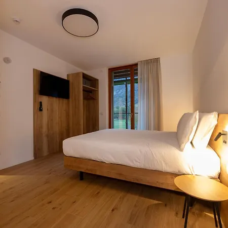 Garden Park Le Albere Trilocali Nel * ترينتو